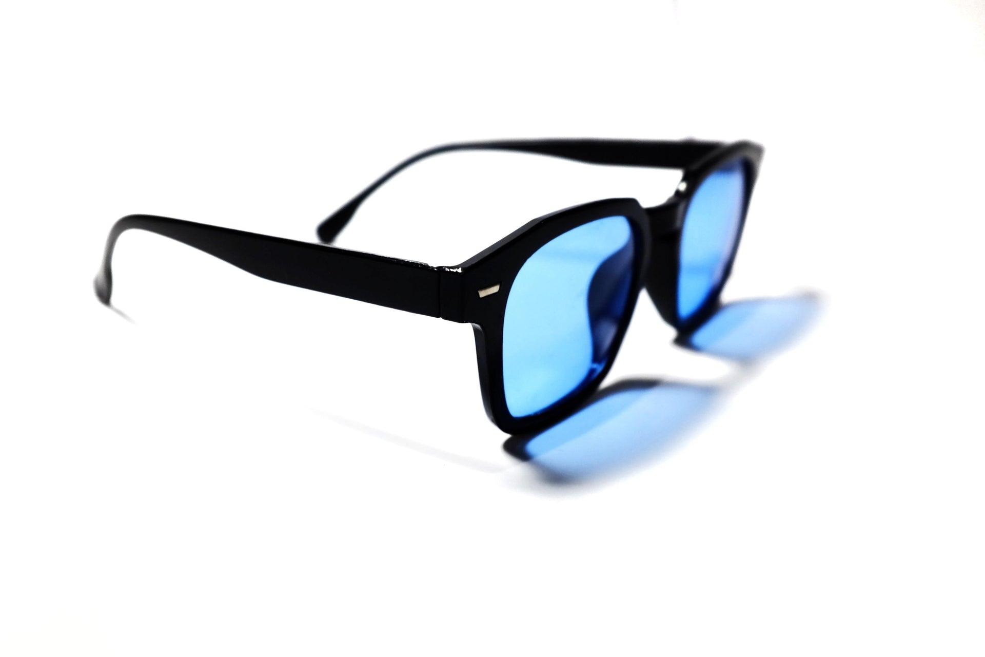 Shades of Cool: Why Blue Lens Sunglasses Are a Style Essential