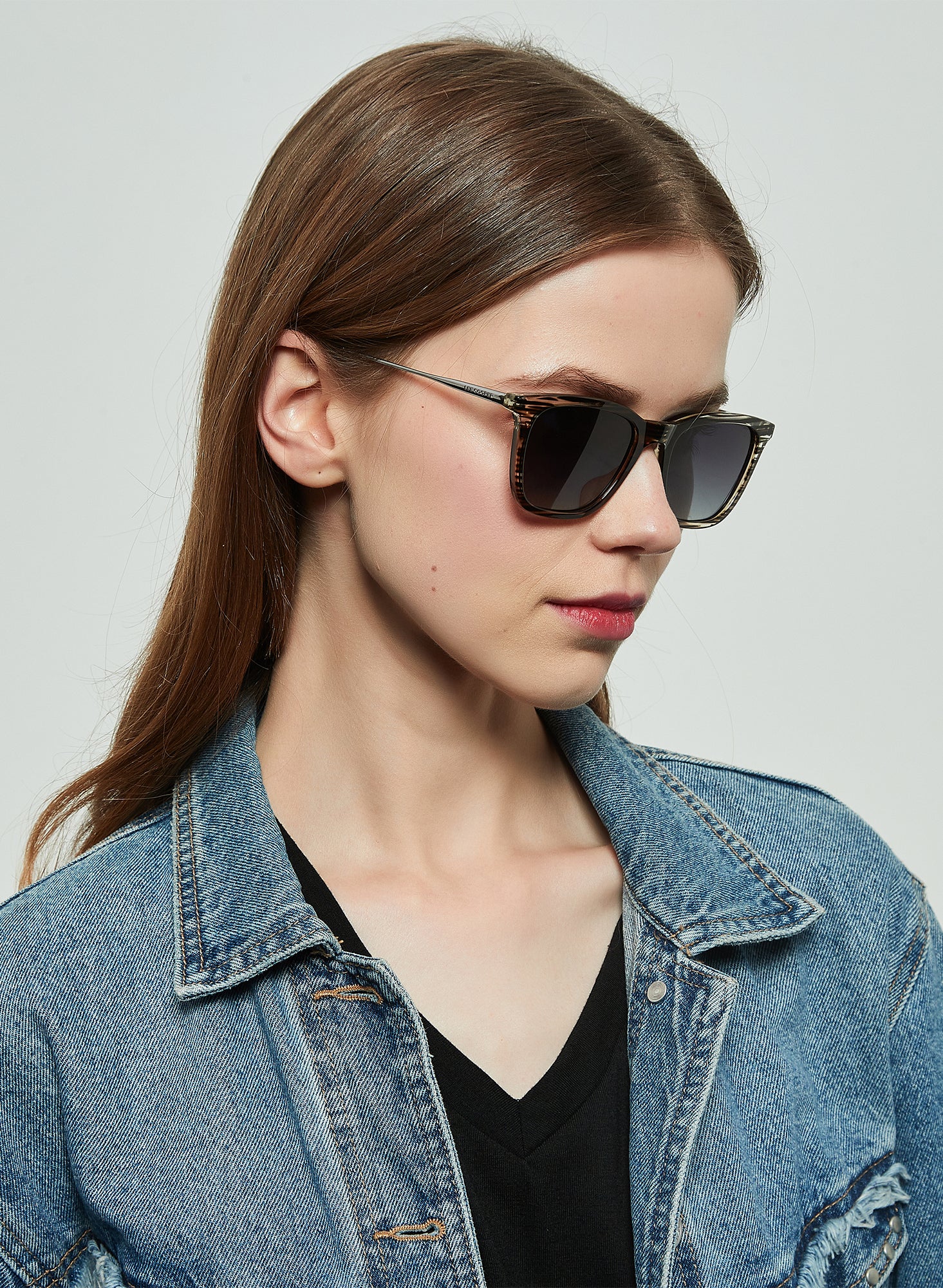 LC1003C01 - Gr.Grey Lens - Brown Stripe Frame - Sunglasses